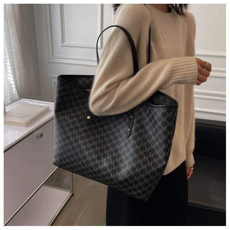 Luxury Shoulder Bag - Comfort Strap